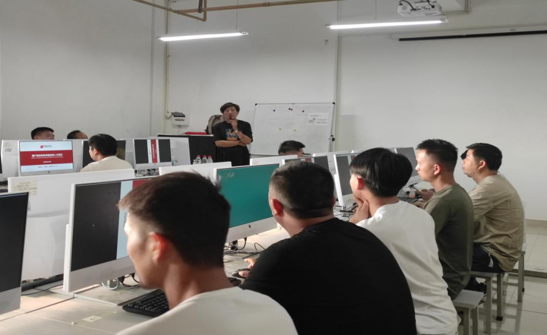 【高职扩招】SUNBET申搏圆满完成第二轮高职扩招弹性学制学生线下面授课程